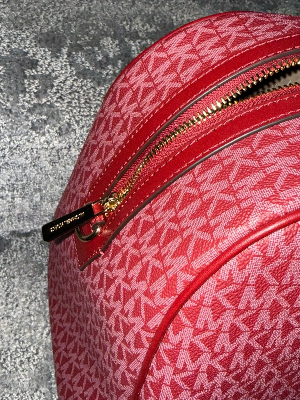 Michael Kors Jet Set Travel Extra-Large Weekender Bag